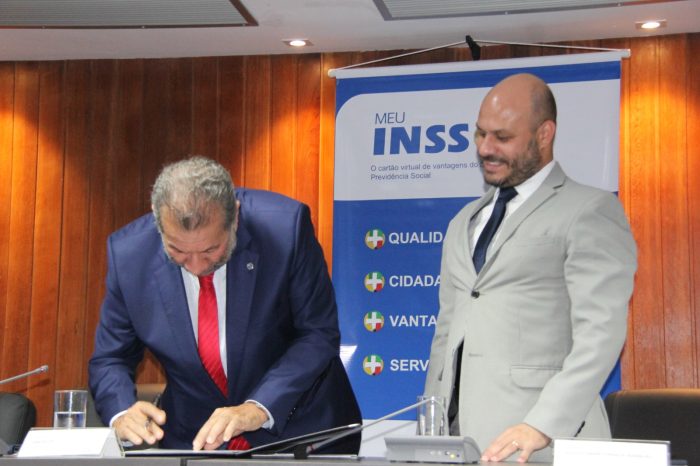 Governo lança cartão virtual para beneficiários do INSS